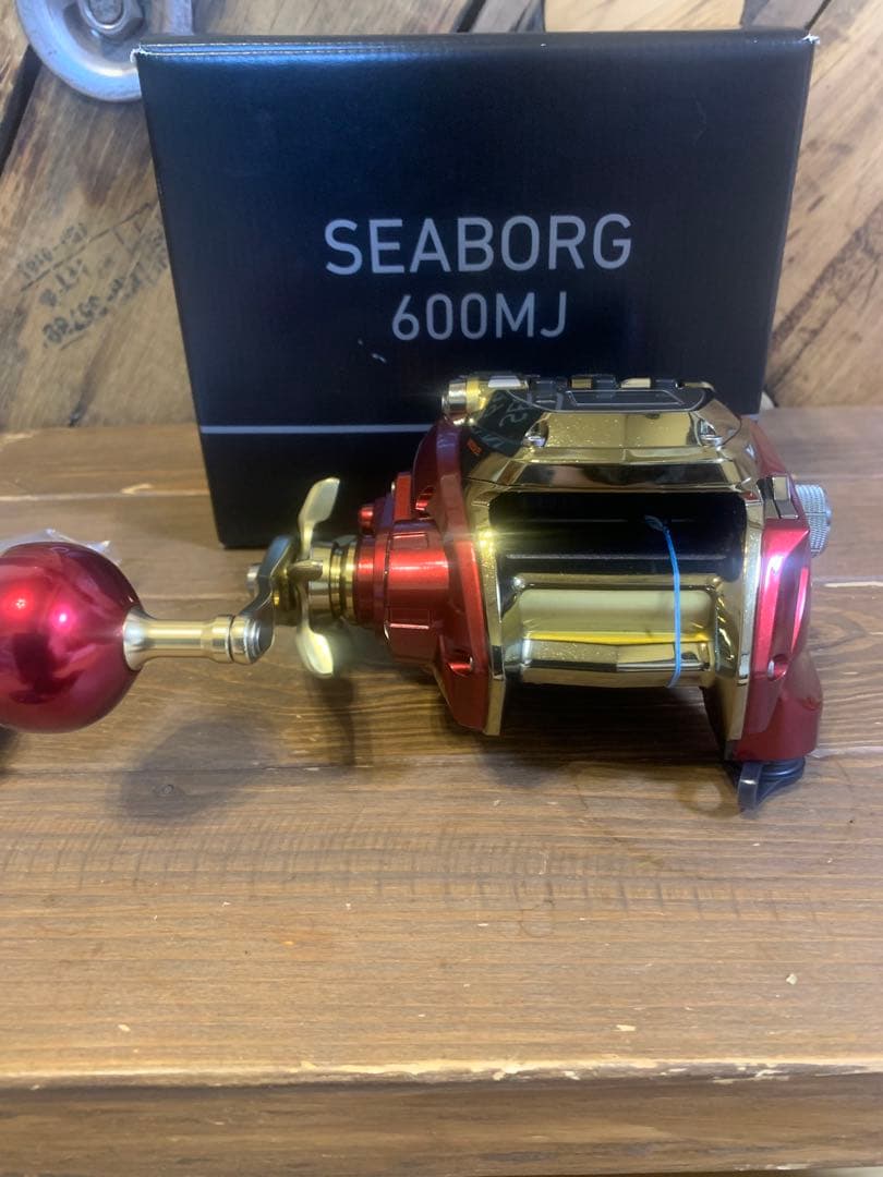 極美品！使用1回！シーボーグ600ＭＪ 電動リール SEABORG DAIWA