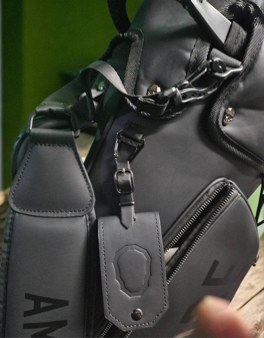 k送料無料/新品未使用　AMAZINGCORE 軽量スタンド式ゴルフバッグ