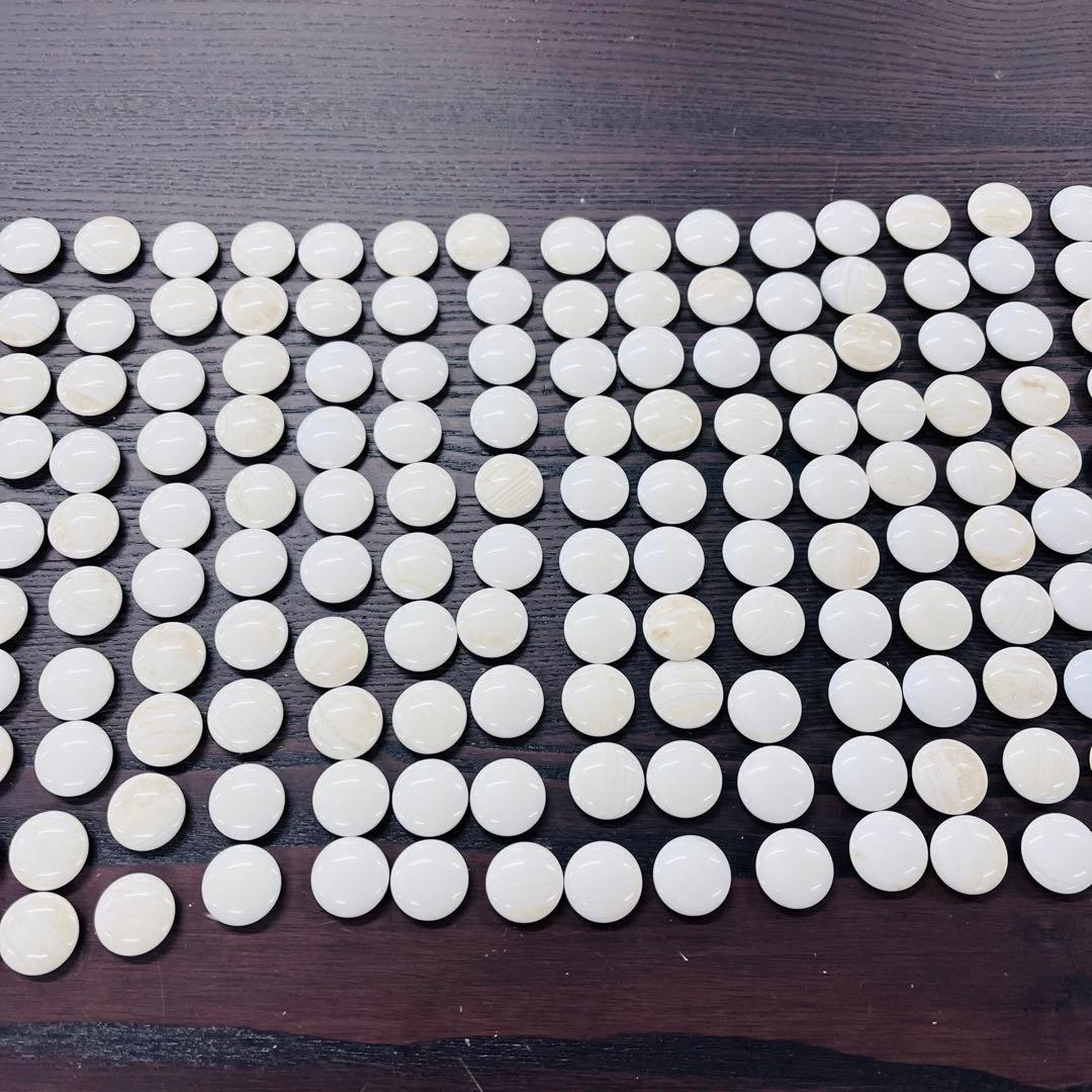 本蛤碁石 本耶智黒 雪印 33号 囲碁 白223個 黒214個