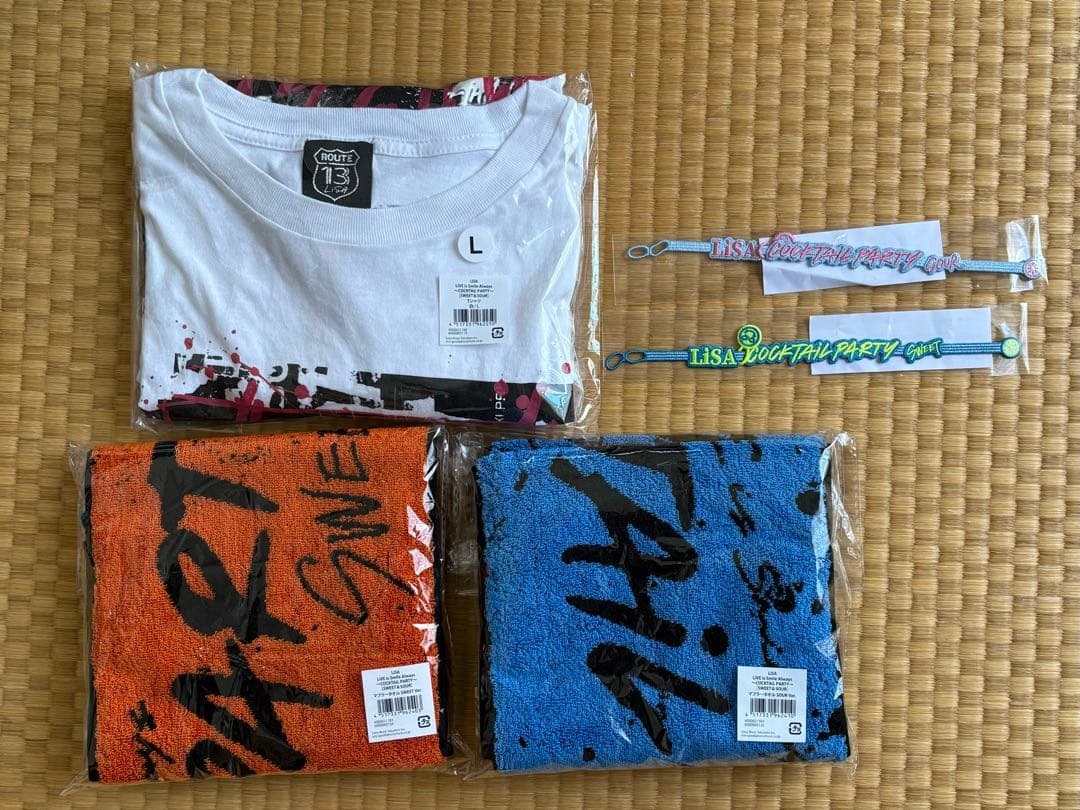 LiSA ～COCKTAiL PARTY～　Tシャツ、タオル、ブレスレット