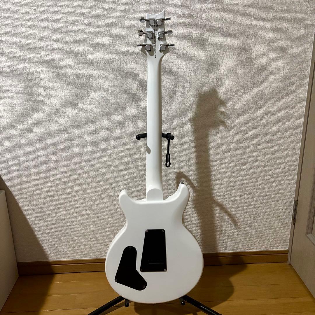 PRS SE Santana シグネチャーモデル　白
