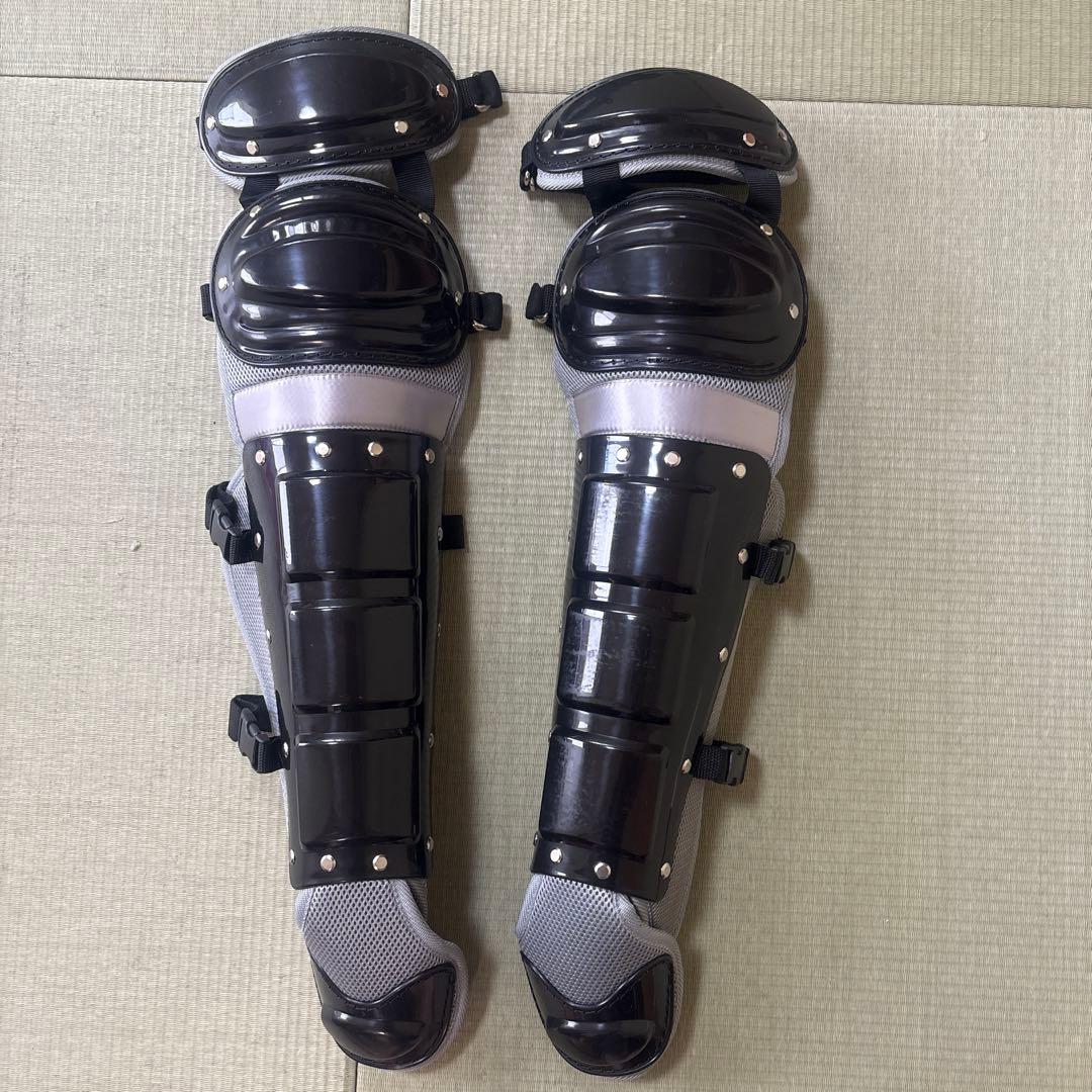 キャッチャー防具 黒とグレー フリーサイズ