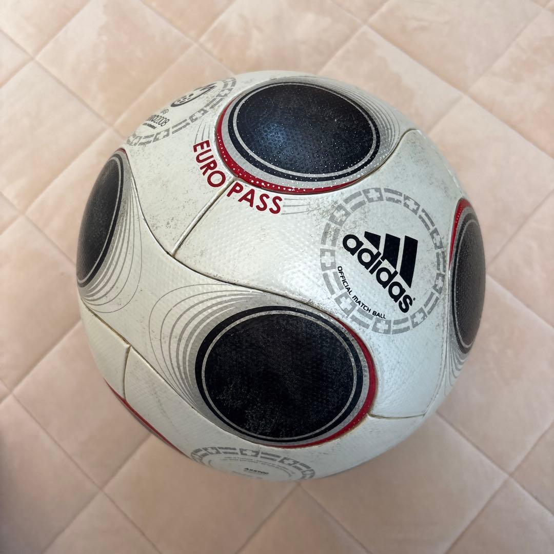 adidas EUROPASS ユーロパス5号球 2008サッカーボール 公式球