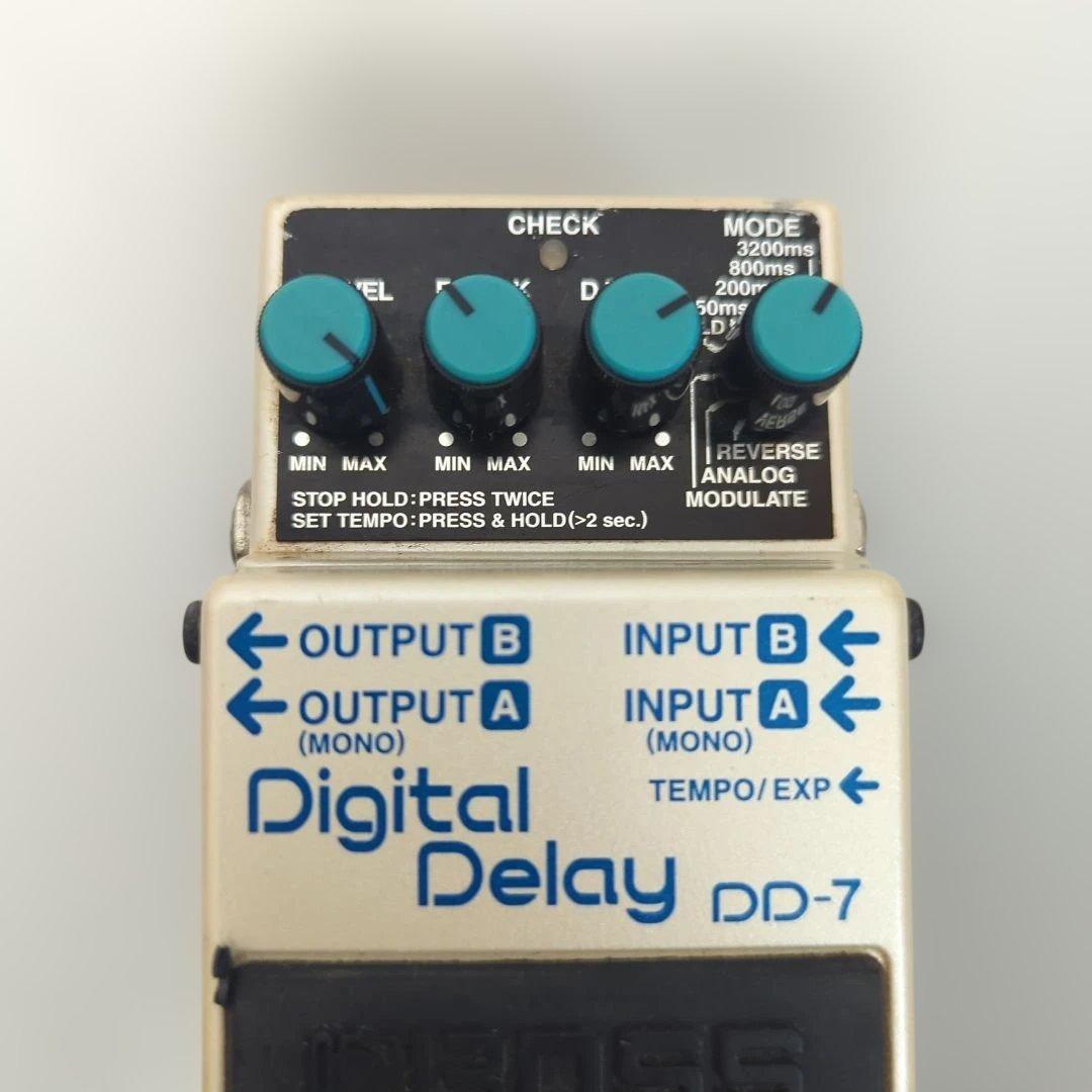 BOSS DD-7 デジタルディレイ　可動品　取説あり　エフェクター　ギター