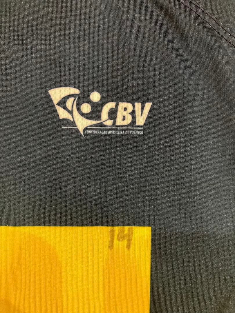 ブラジル代表　バレーボール　トレーニングシャツ Lサイズ