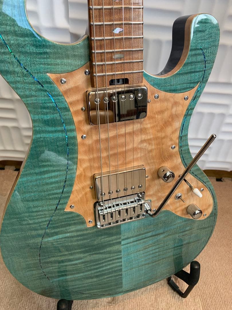 Infinite エレキギター Modernize Benttop