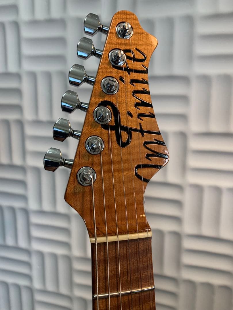 Infinite エレキギター Modernize Benttop