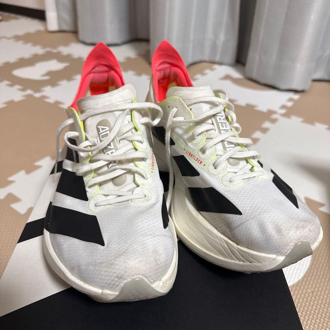 アディオスプロ4 28.0 白×黒