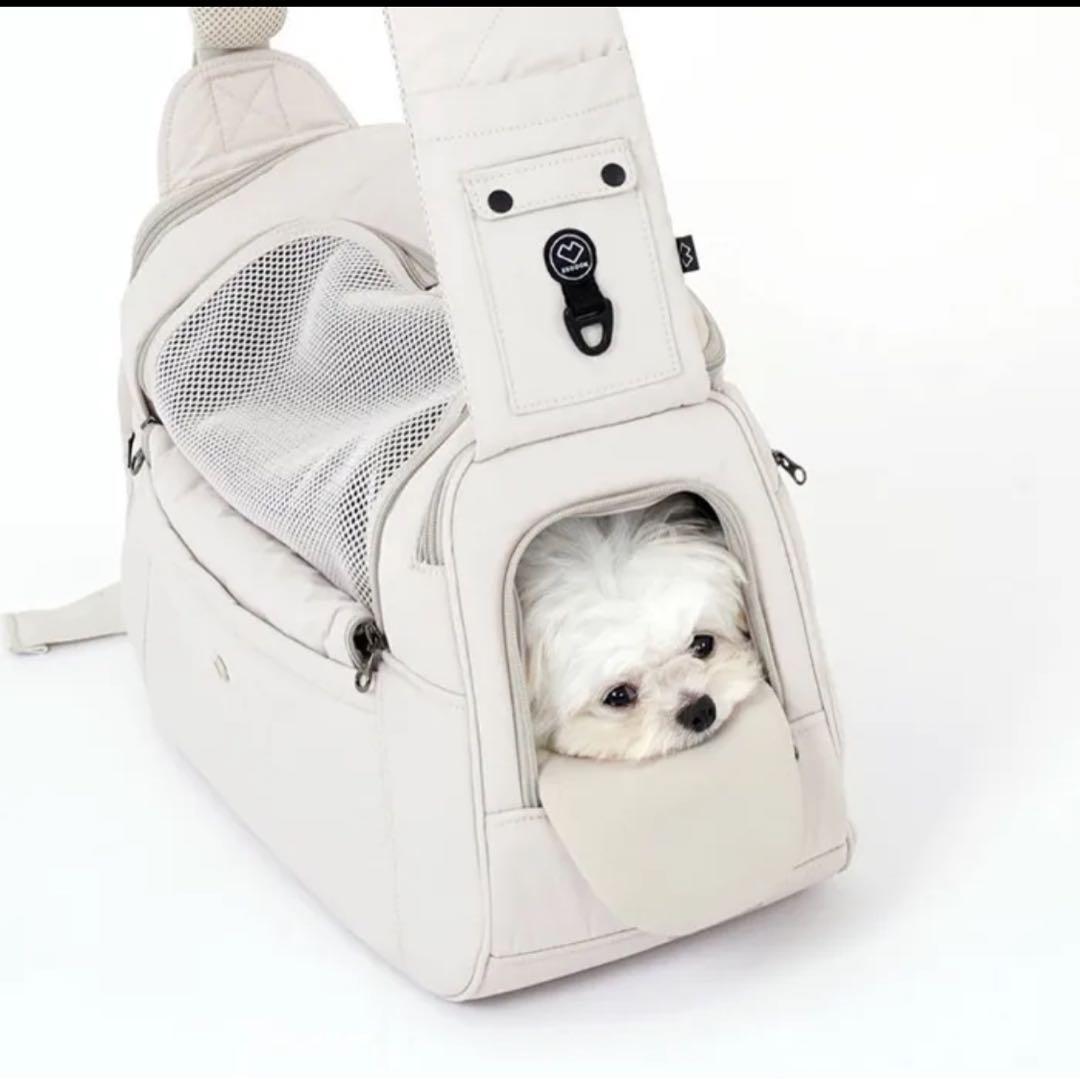 ssoook 犬用キャリーバッグ ホワイト(Mサイズ)左に担ぐタイプ