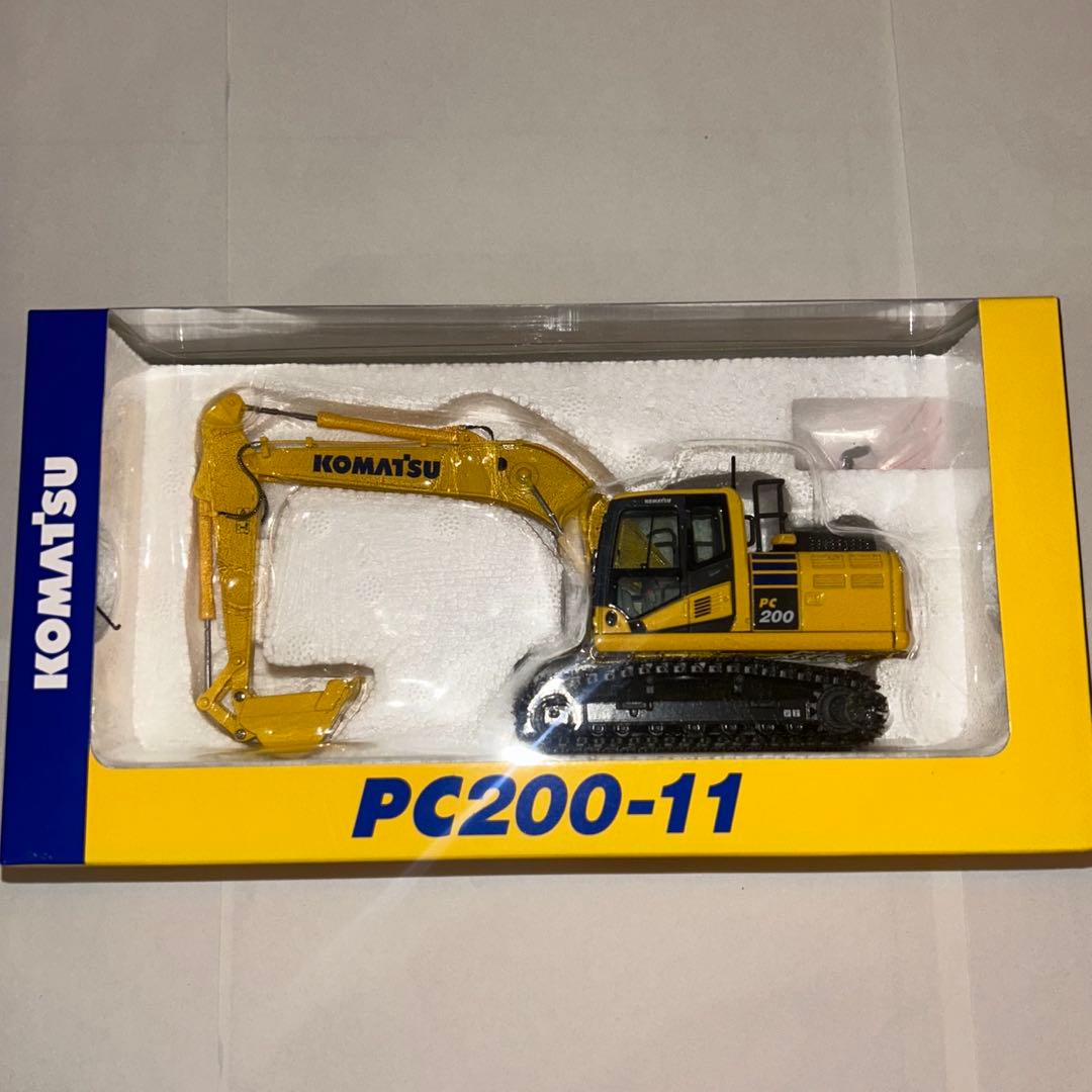 【値下げ中！非売品】コマツ建機 PC200-11 　重機　フィギュア
