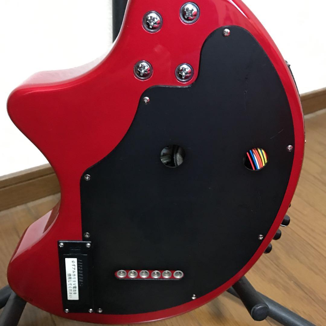 フェルナンデス デジゾー ハイパー レッド