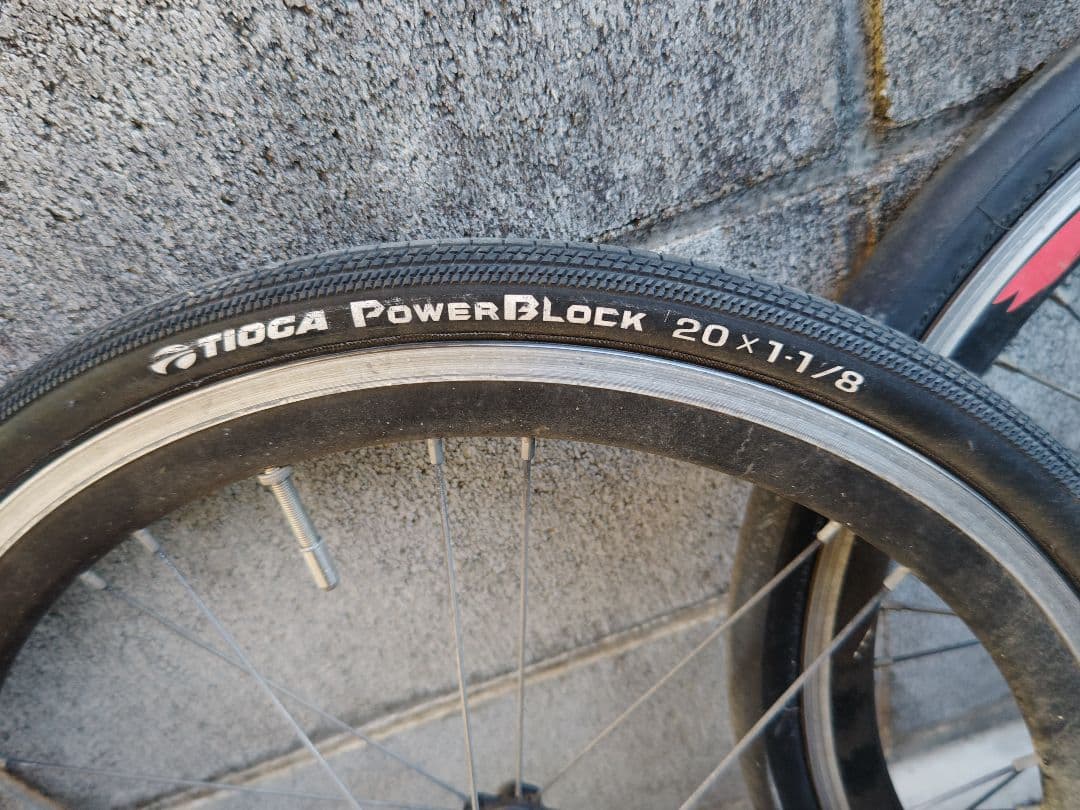 seraph 20inch ホイール 451　前後セット