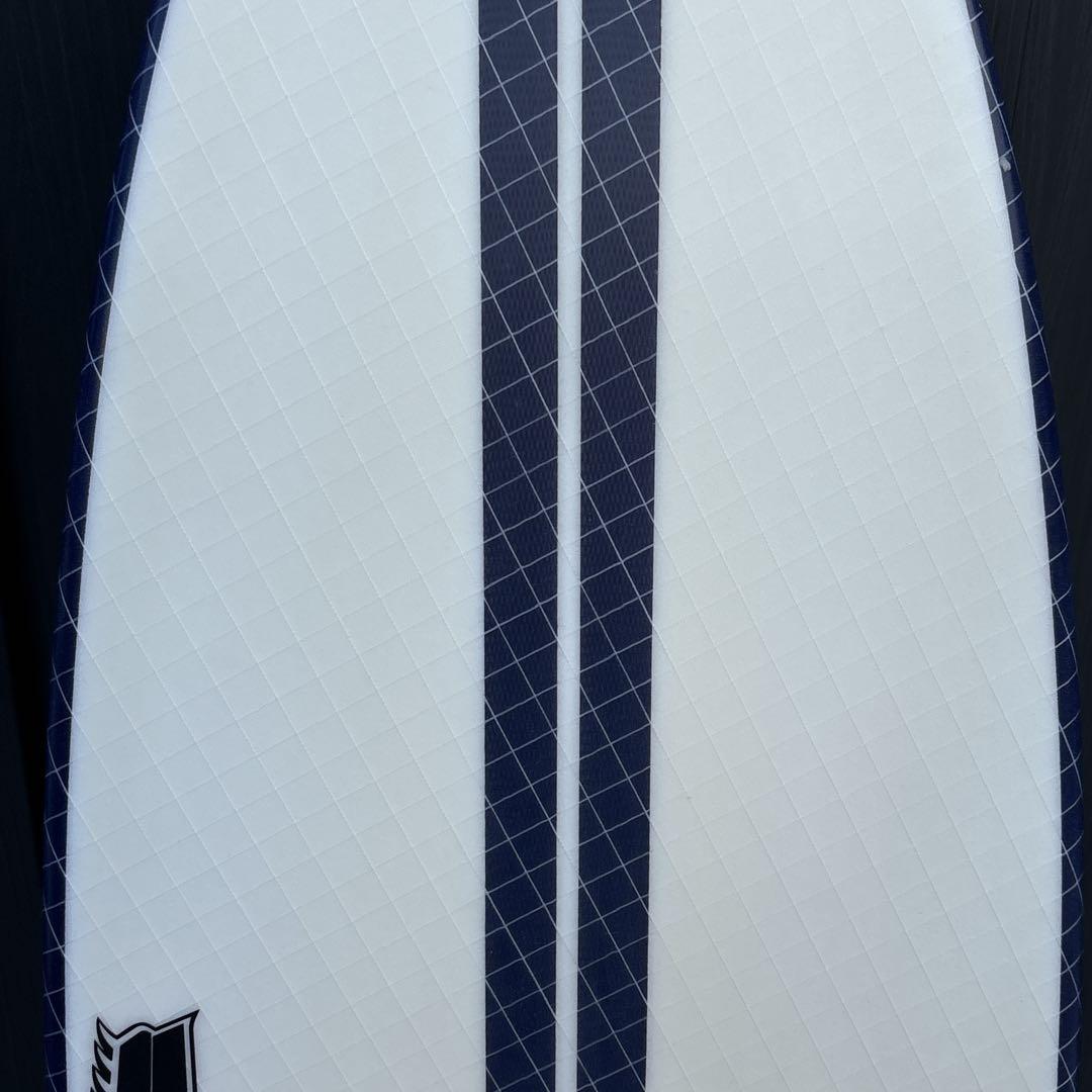 美品 HYFI JS MONSTA BOX 5’8 ショートボード EPS