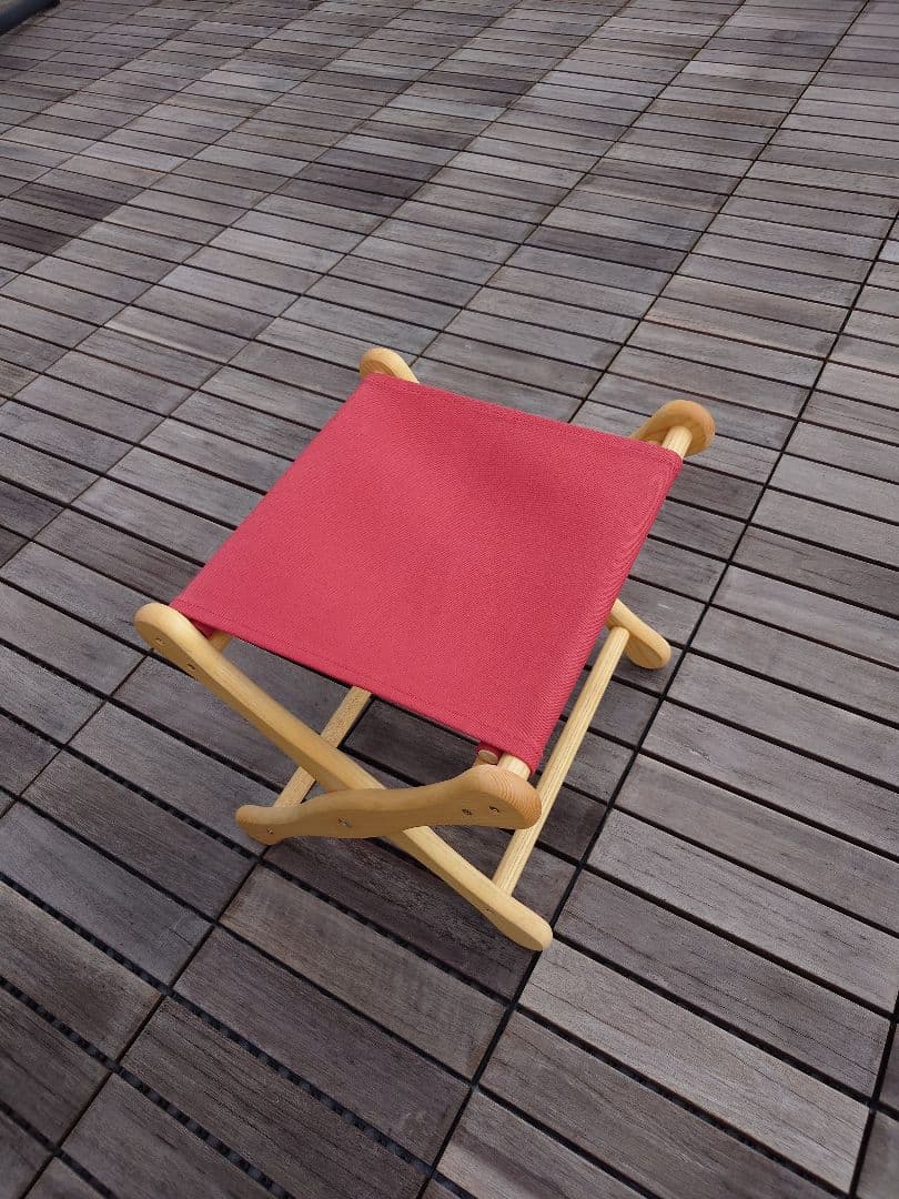 EIチェア／キャニオンレッド／キャンプスツール／ESSEX INDUSTRIES