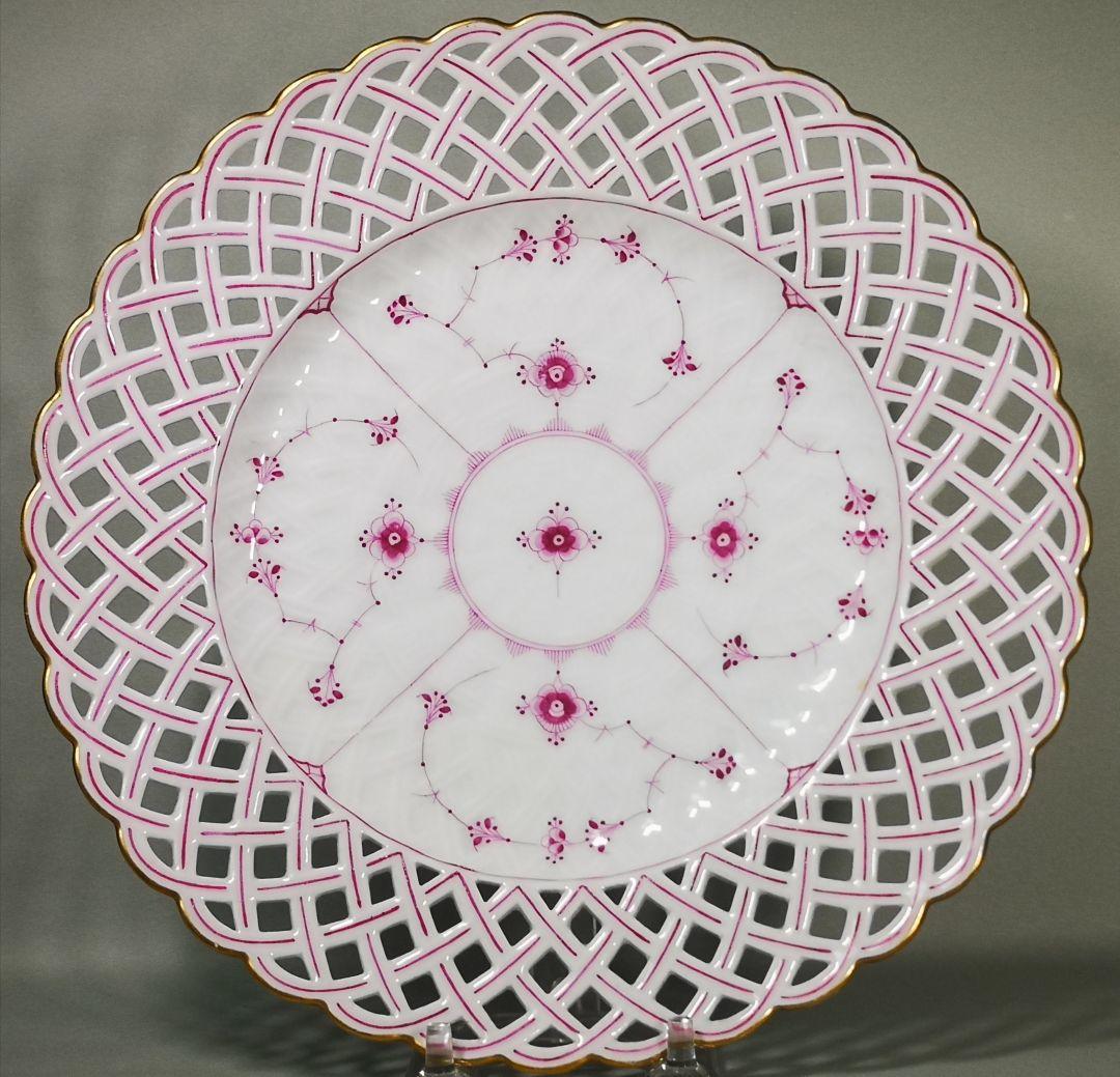 【Antique】ロイヤルコペンハーゲン　バーガンディ　オープンワーク　金彩付き