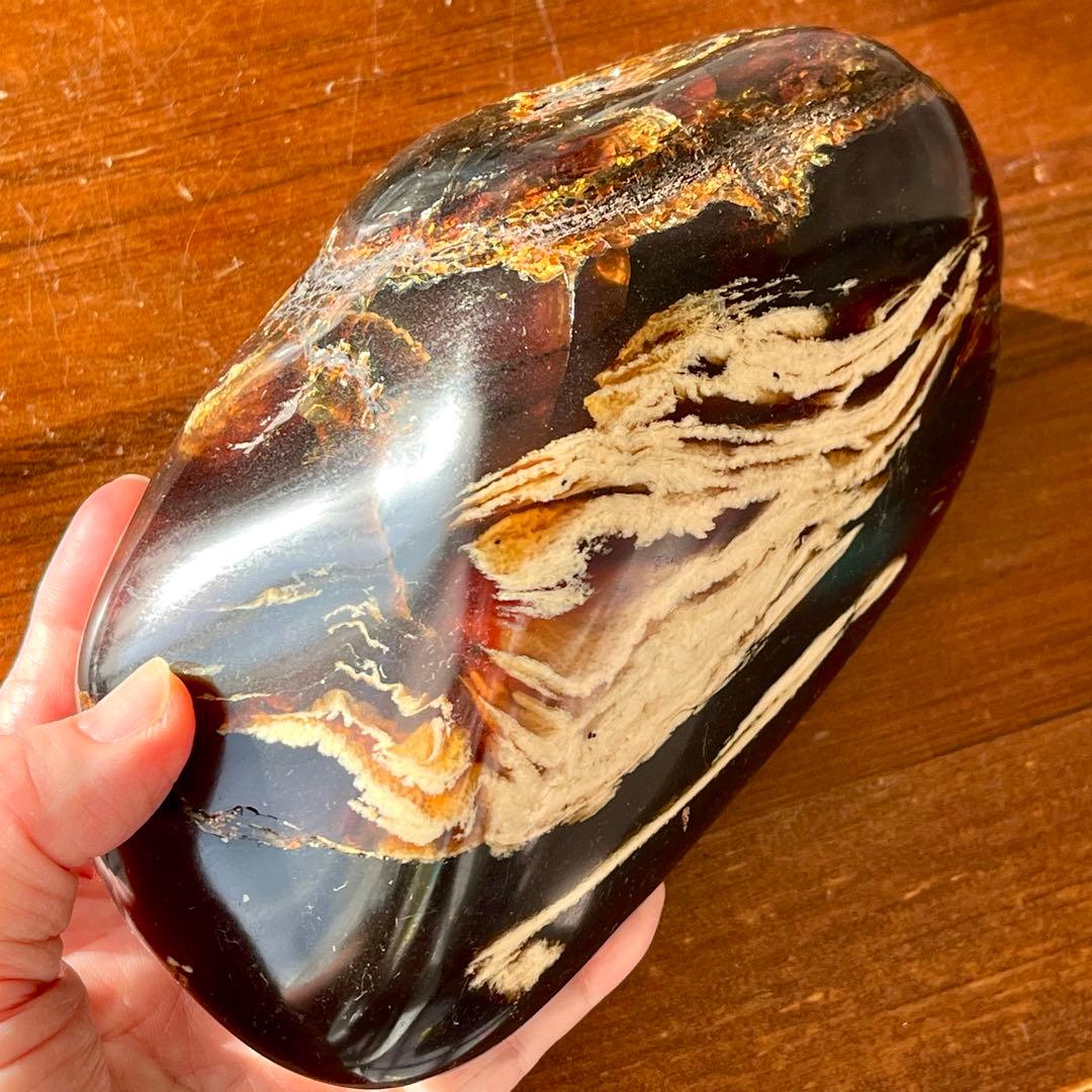 巨大 琥珀 原石 標本 688g アンバー チェリー ブルー タイガー 鑑賞石