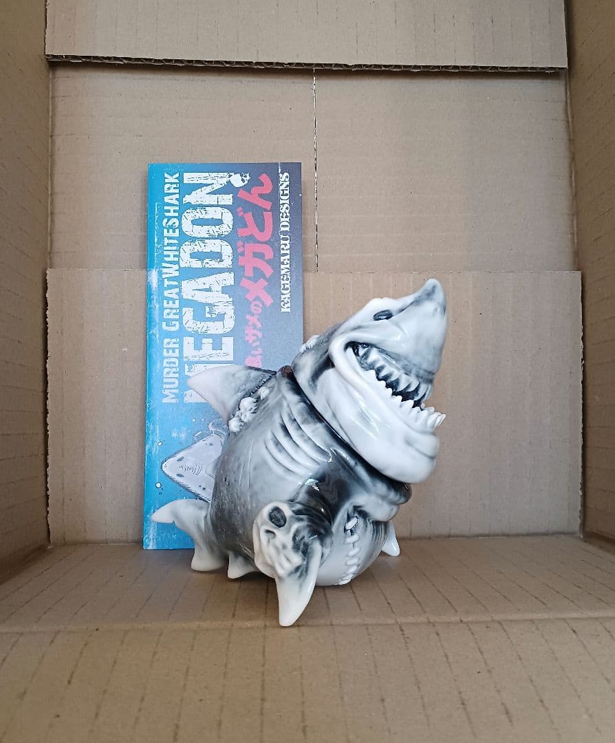 カゲマルデザイン KAGEMARU DESIGNS メガどん ソフビ