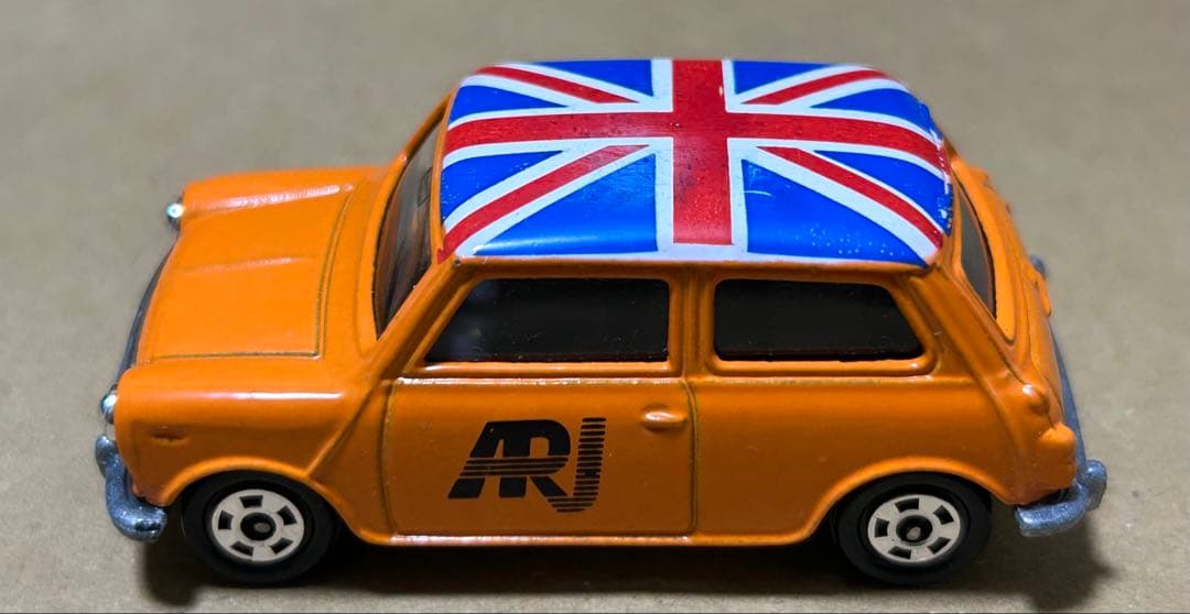 トミカ ミニクーパー ARJ ローバージャパン ③