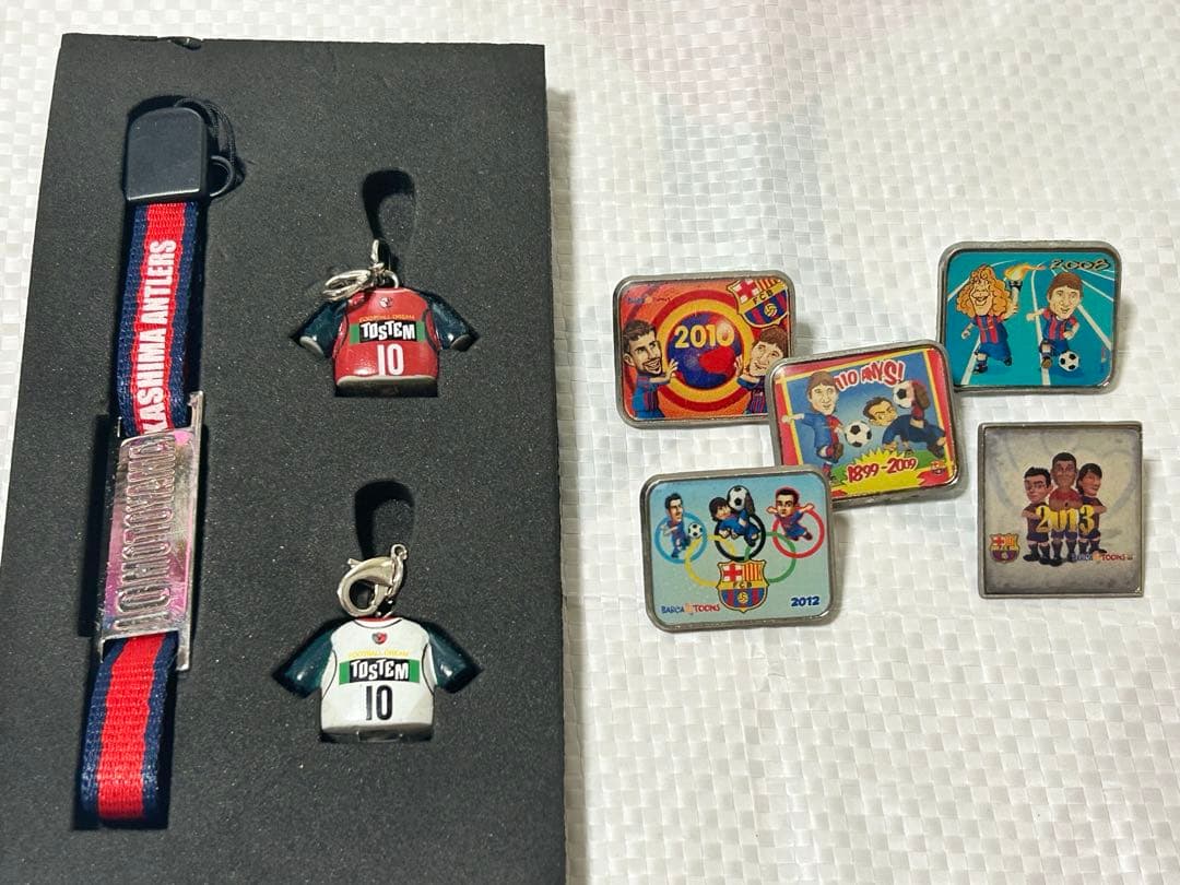 鹿島アントラーズ ストラップ&ユニフォームキーホルダー& ピンバッジ まとめ売り