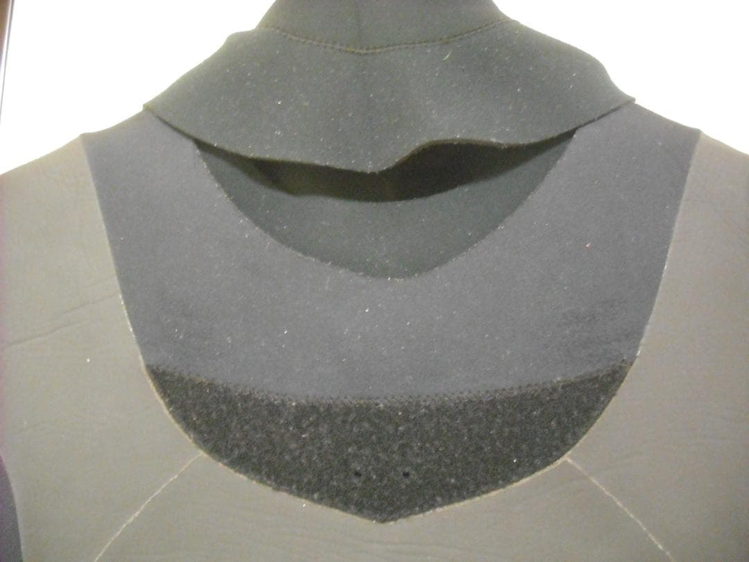 【使用感わずか】DELPH　セミドライウエットスーツ　M～ML相当