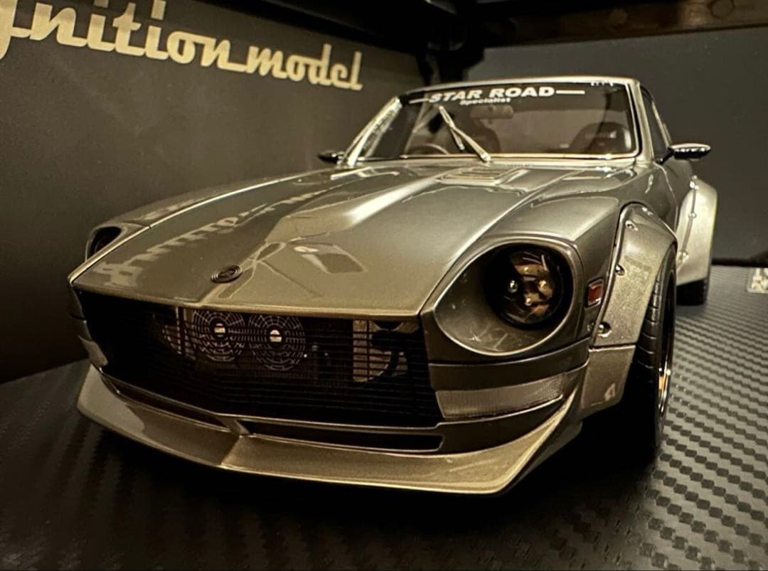 新品未展示品1/18 イグニッションモデル フェアレディZ(S30)スターロード