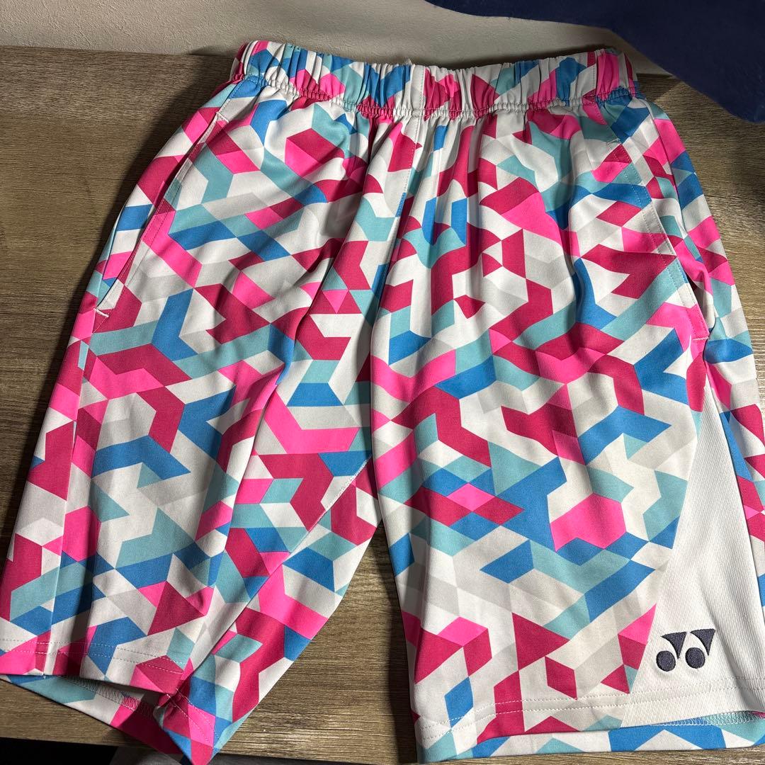 YONEX 幾何学模様 パンツ Mサイズ　ピンク