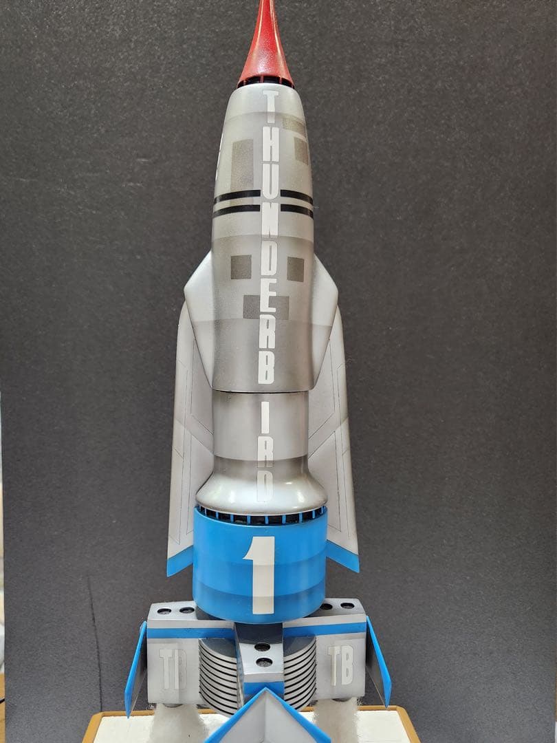 【最終値下げ！】衝撃プライス35% オフ TB1 特大全高50cm電飾プロ製作