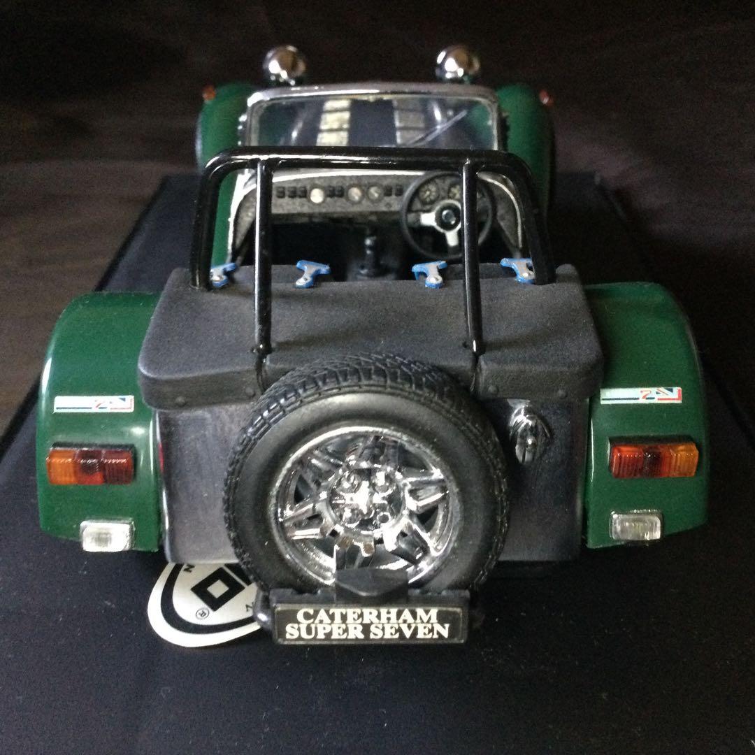 CATERHAM SUPER SEVEN 1/18 京商 ケーターハム　ケース付