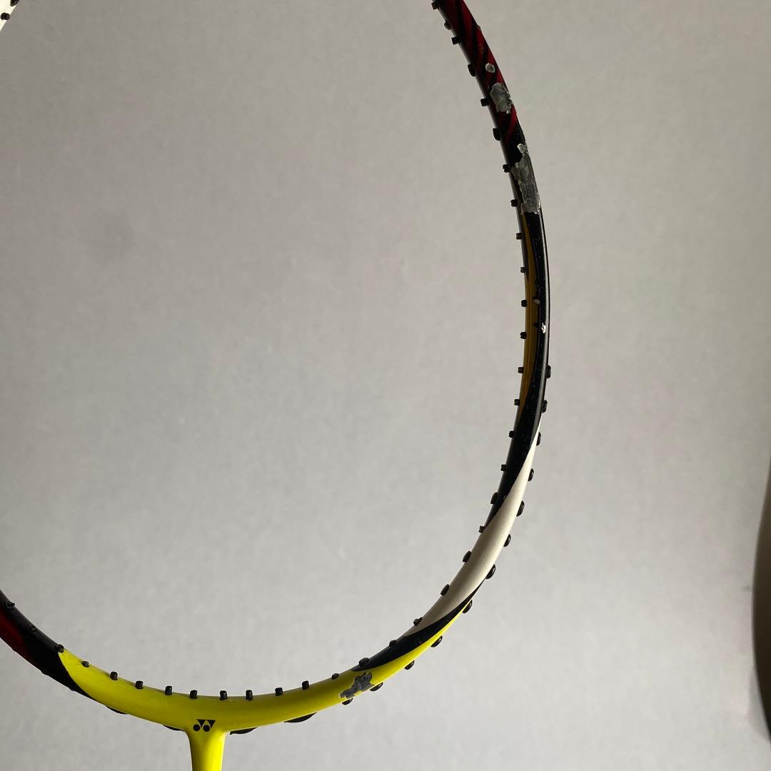 YONEX バドミントンラケット　アークセーバーZスラッシュ