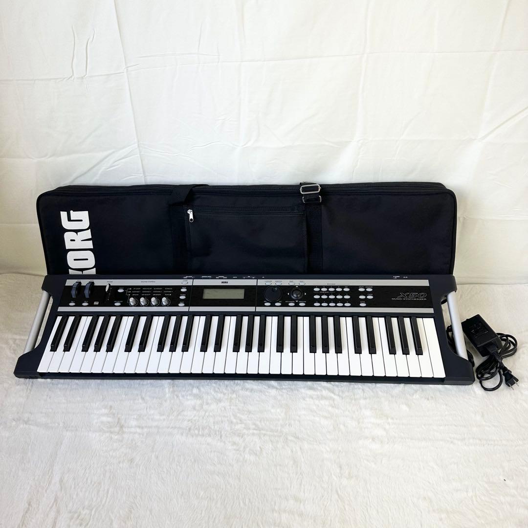和田✨KORG✨ X50 シンセサイザー 61鍵盤　ケース付き
