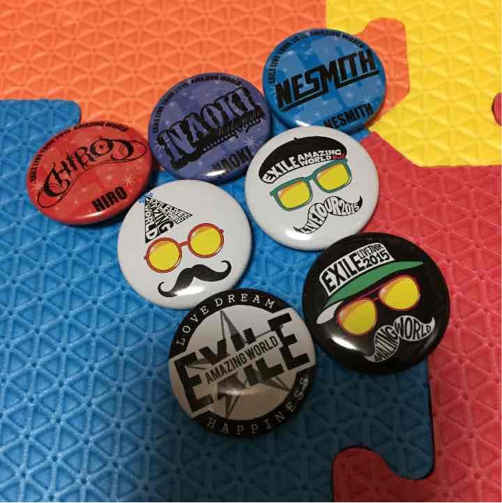 AMAZING WORLD 缶バッチ