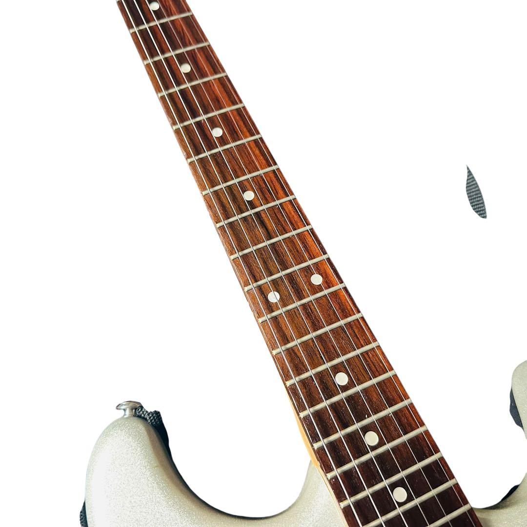 メビウス　エレキギター　型番不明