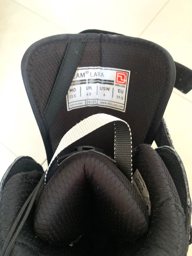 Deeluxe Team ID LARA 23.5cm 熱成形スノーボードブーツ