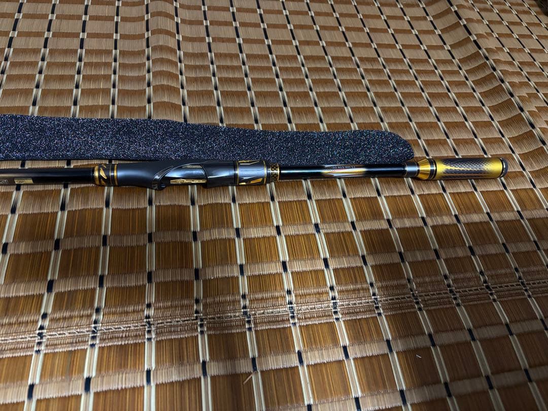 【極美品】ダイワ　24 トーナメント　MH-53