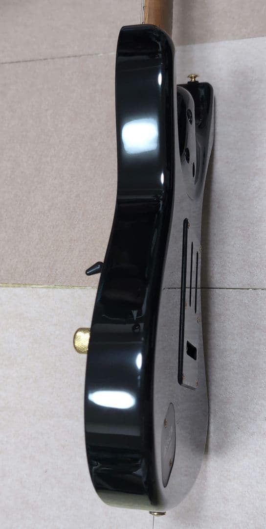 ギター THBB10 POLYPHIA Tim Henson