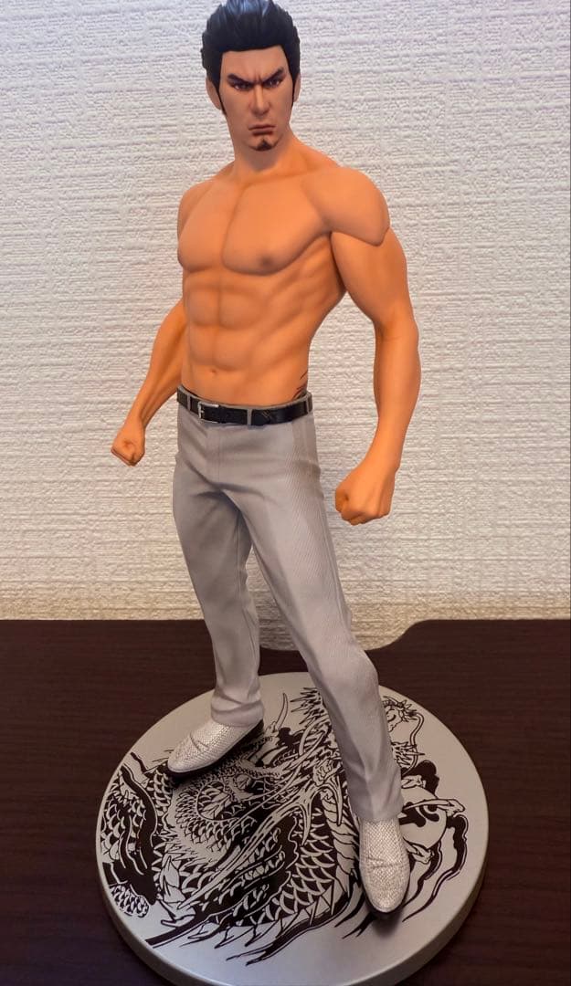 【開封済正規品】 DIGSTA 桐生一馬　フィギュア 龍が如く　激闘