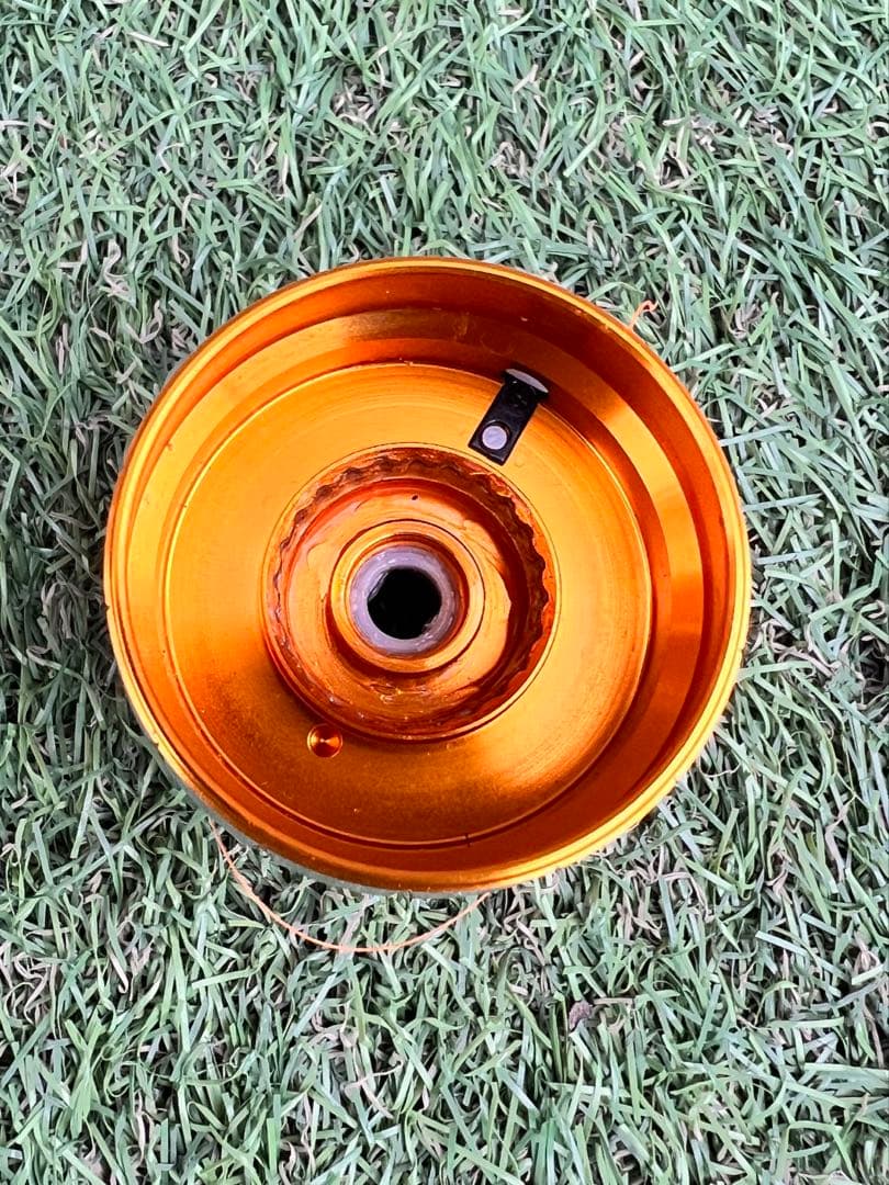 11 FREAMS 2500 レアスプール付き フリームス