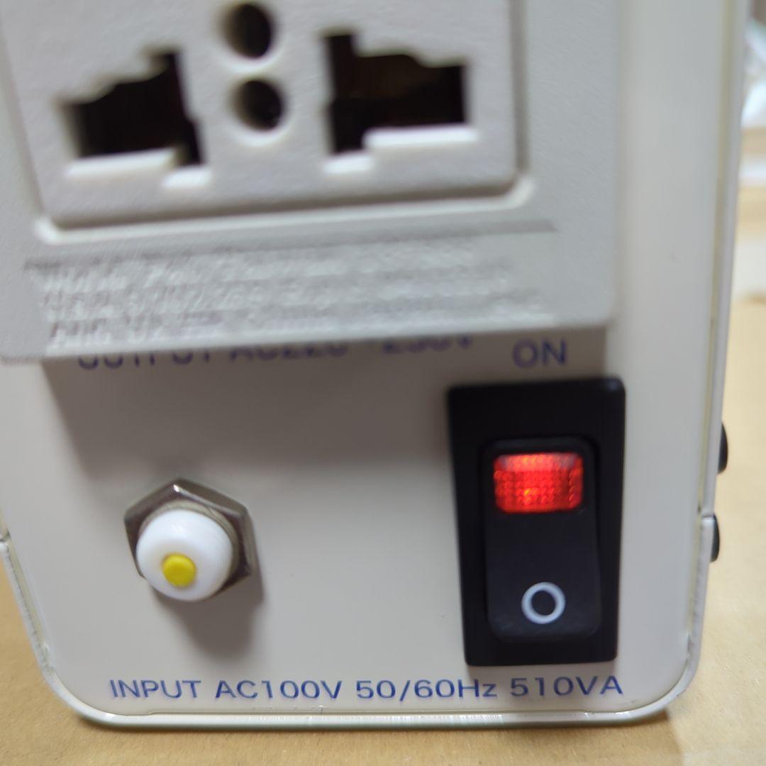 （使用頻度極少 美品）スワロー電機 国内用 変圧器 PAL−500UE