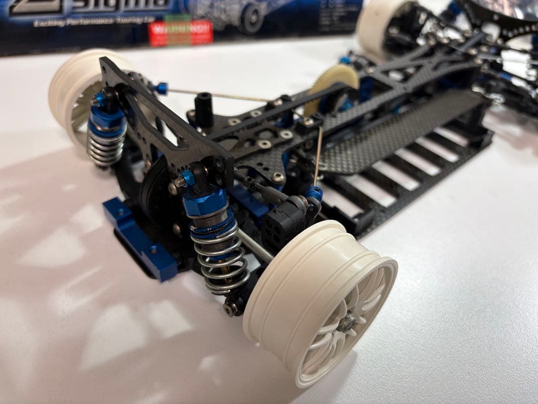 KAWADA 1/10スケール電動RCカーキット　SV-10 SIGMA