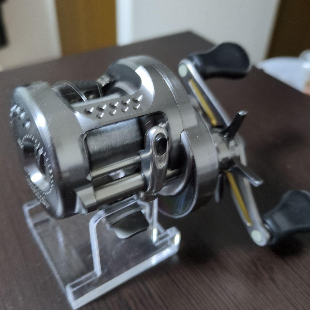 シマノ　17カルカッタコンクエストBFS HG