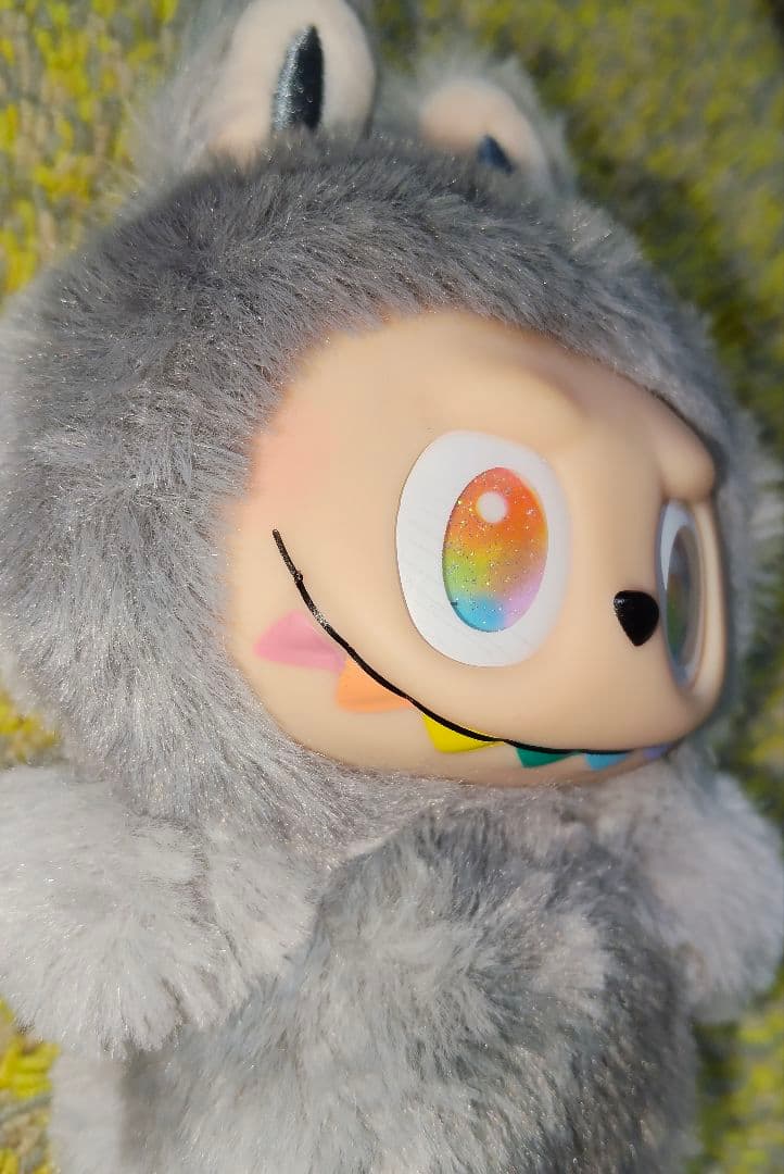 ラブブLABUBU Big into Energy シークレット◯