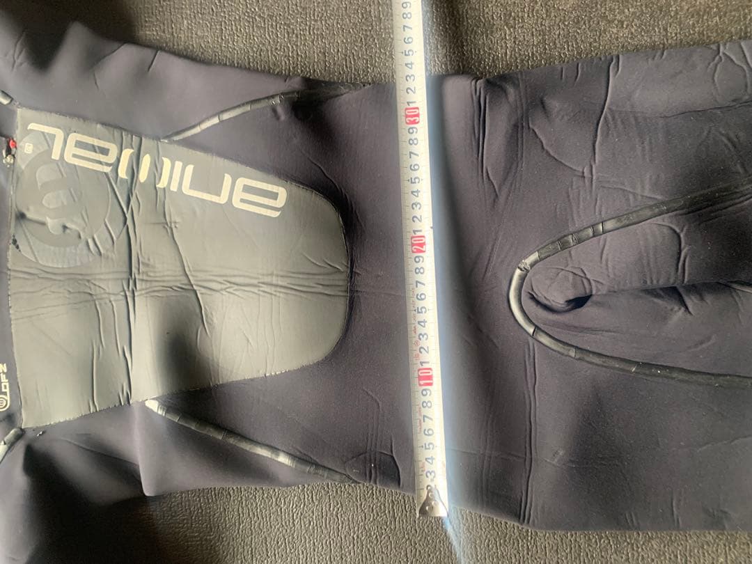 Animal￼ウェットスーツ　サイズM 2mm