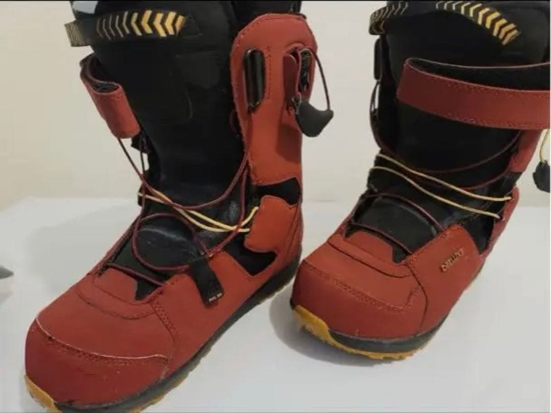 ディーラックス　スノーボードブーツ