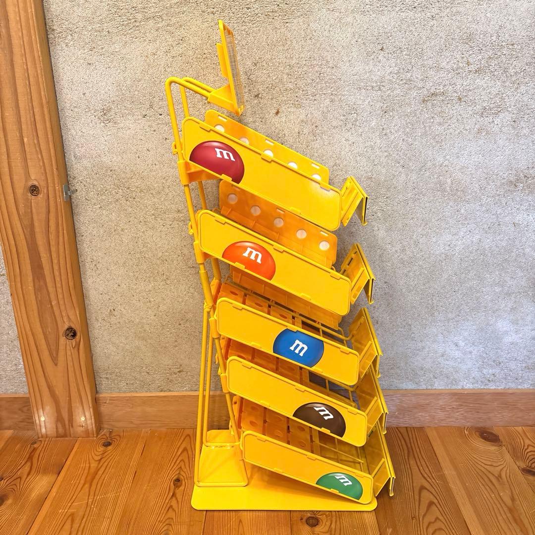 M&M エムアンドエムズ　店舗用　ラック　シェルフ　アメトイ　ストアディスプレイ