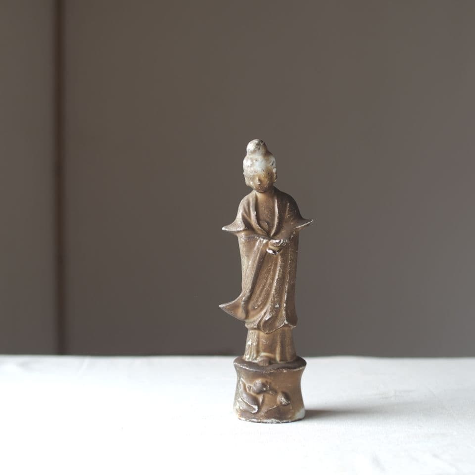 古い白磁の観音菩薩像 古道具 骨董 古美術