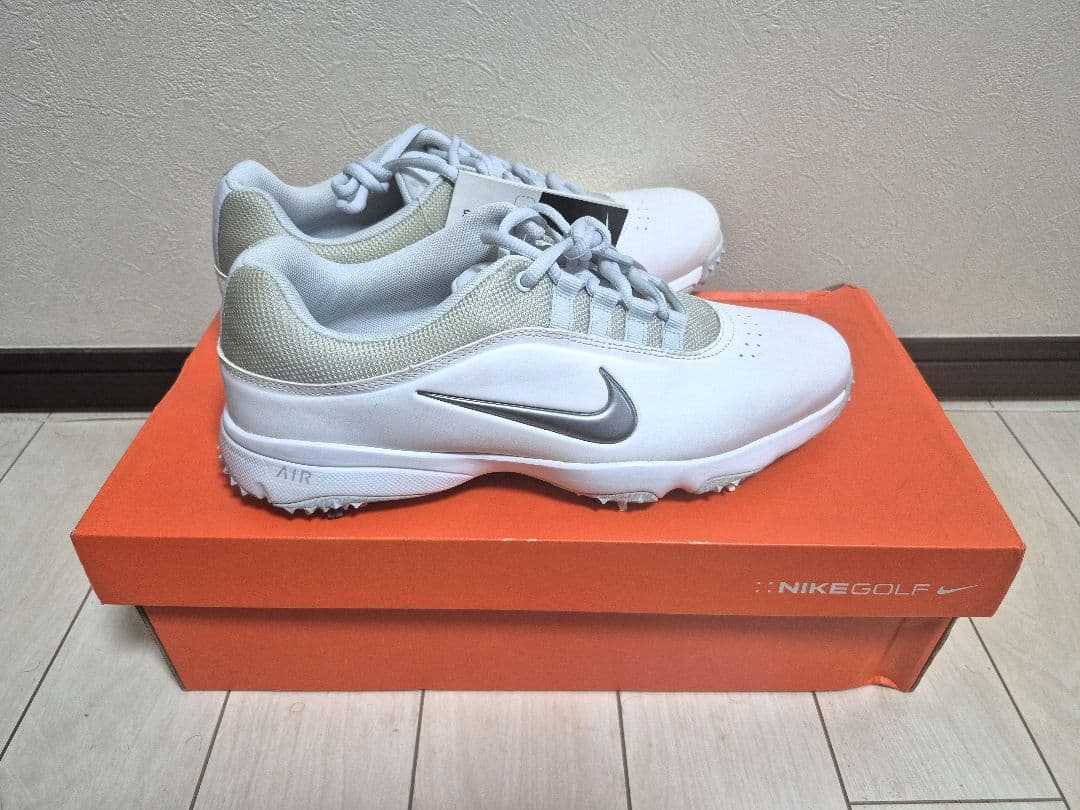 新品未使用　Nike Golf ゴルフシューズ ホワイト/グレー