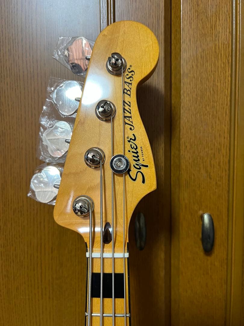 新品未使用Squier Classic Vibe ’70s Jazz Bass