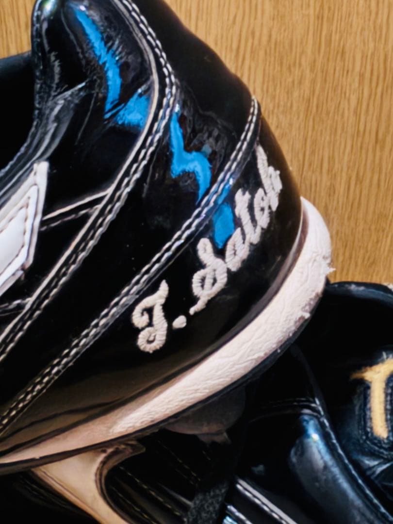 千葉ロッテマリーンズ　マリーンズ　佐藤都志也　実使用