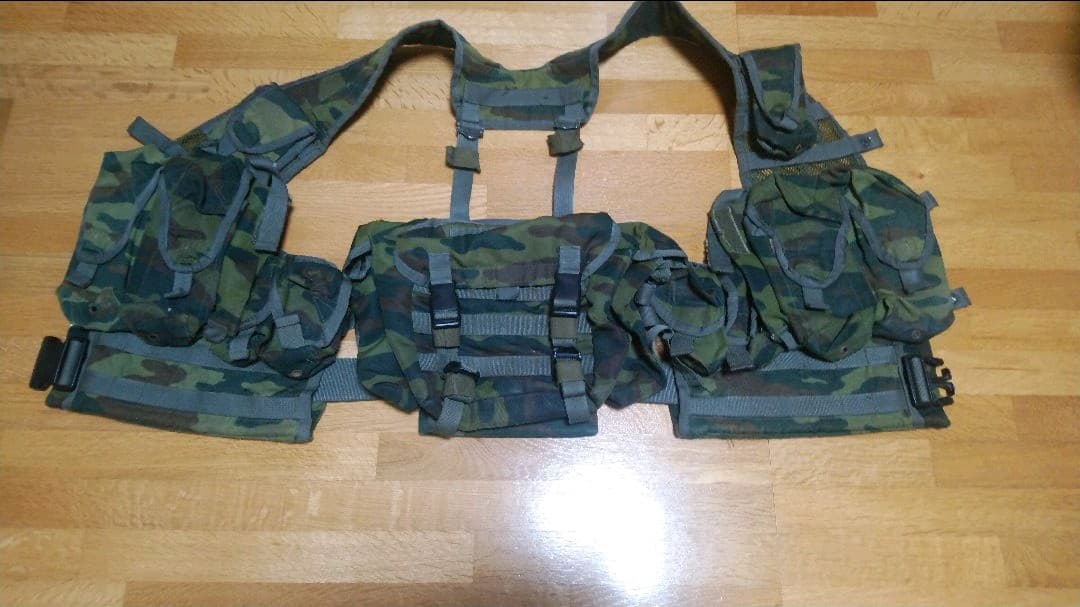 ロシア軍6sh112ベスト(フローラ迷彩)