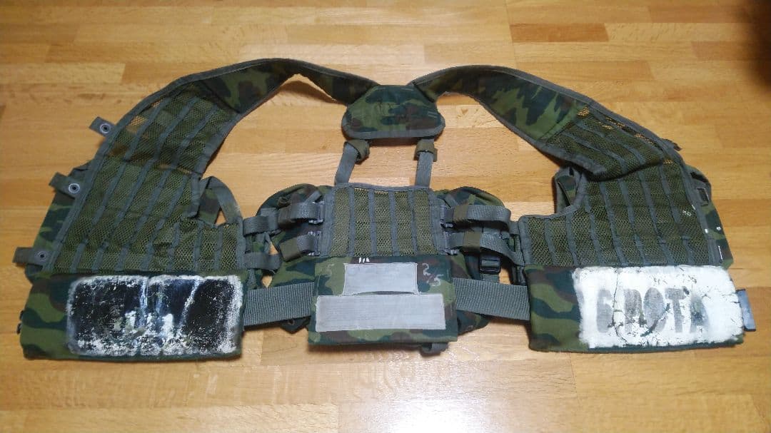 ロシア軍6sh112ベスト(フローラ迷彩)